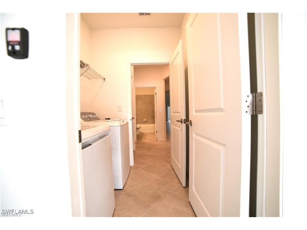 2665 Vine Avenue Naples FL 34120 225076610 image8