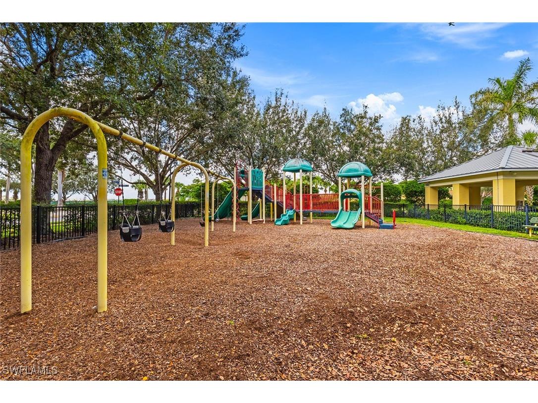 2667 Blossom Way Naples FL 34120 225069196 image31