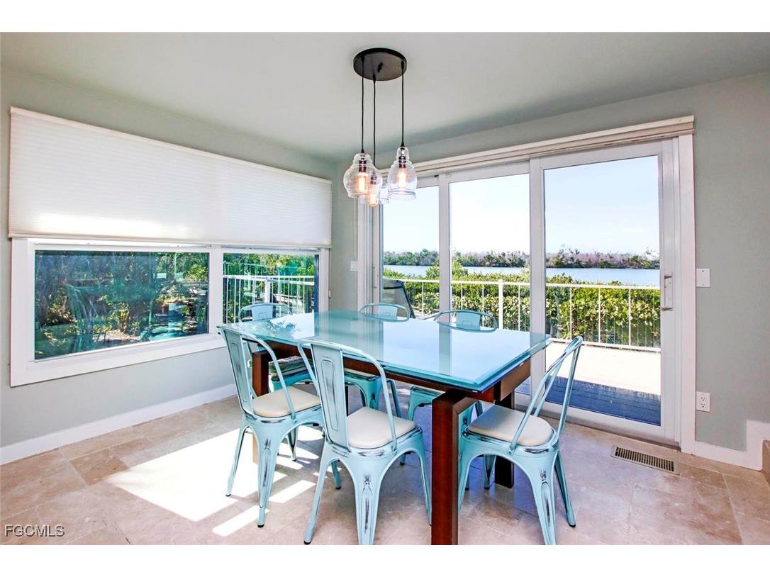 2667 Coconut Drive Sanibel FL 33957 2025019436 image12