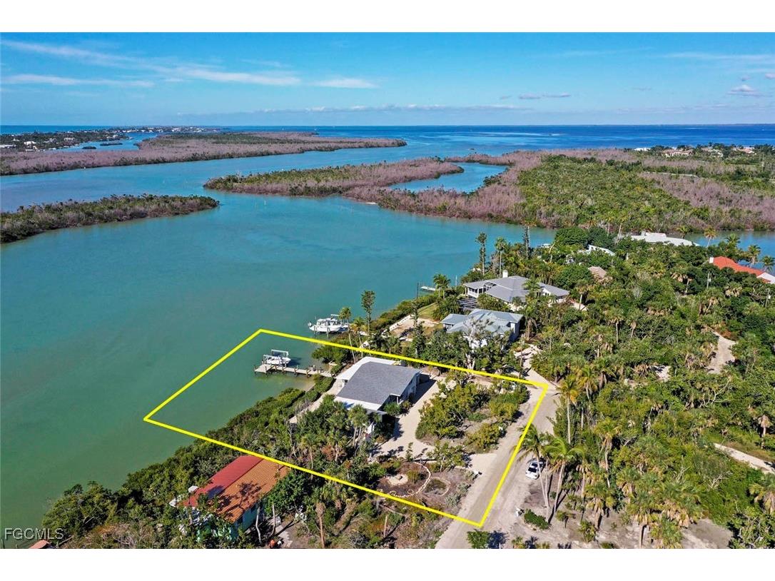 2667 Coconut Drive Sanibel FL 33957 2025019436 image35