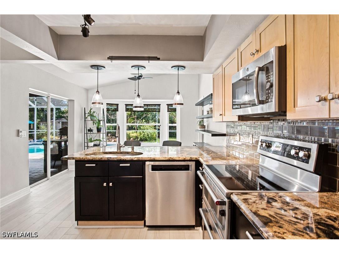 2667 River Reach Drive Naples FL 34104 226023693 image16