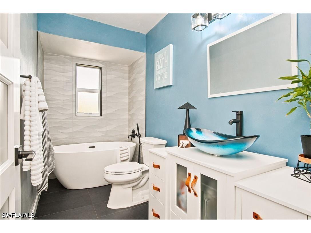 2667 River Reach Drive Naples FL 34104 226023693 image19