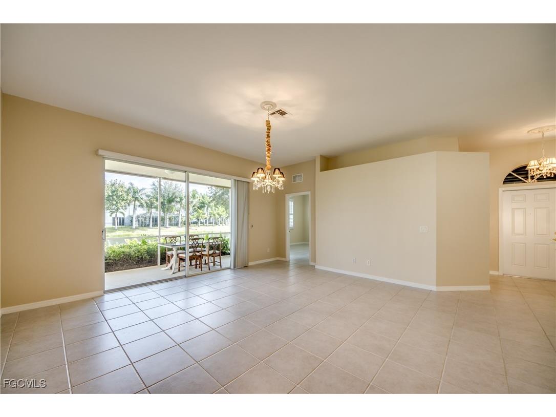 2667 Sunset Lake Drive Cape Coral FL 33909 2025012569 image10