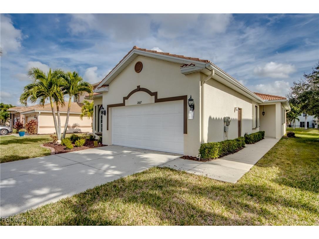 2667 Sunset Lake Drive Cape Coral FL 33909 2025012569 image2