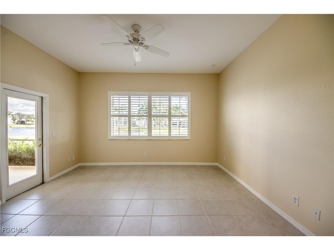 2667 Sunset Lake Drive Cape Coral FL 33909 2025012569 image23