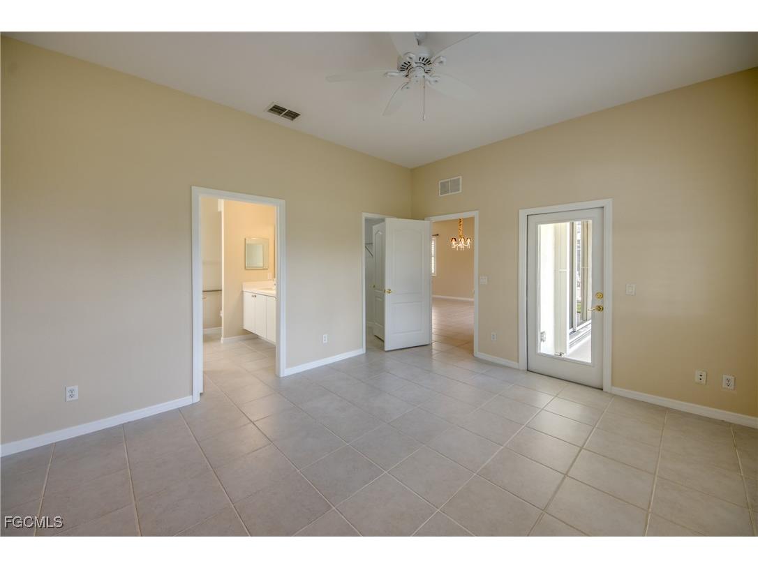 2667 Sunset Lake Drive Cape Coral FL 33909 2025012569 image25
