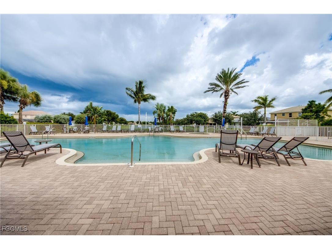 2667 Sunset Lake Drive Cape Coral FL 33909 2025012569 image47