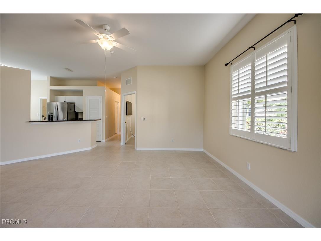 2667 Sunset Lake Drive Cape Coral FL 33909 2025012569 image8