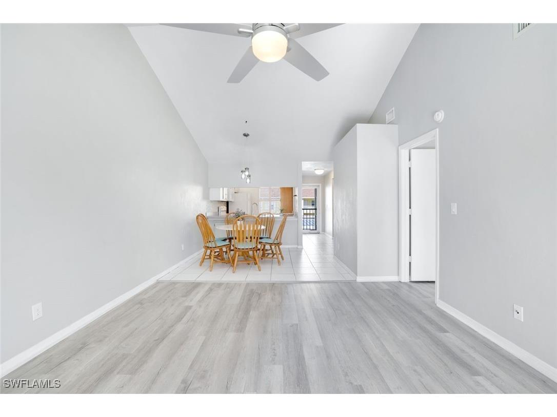 2668 Kings Lake Boulevard #203 Naples FL 34112 224098669 image8