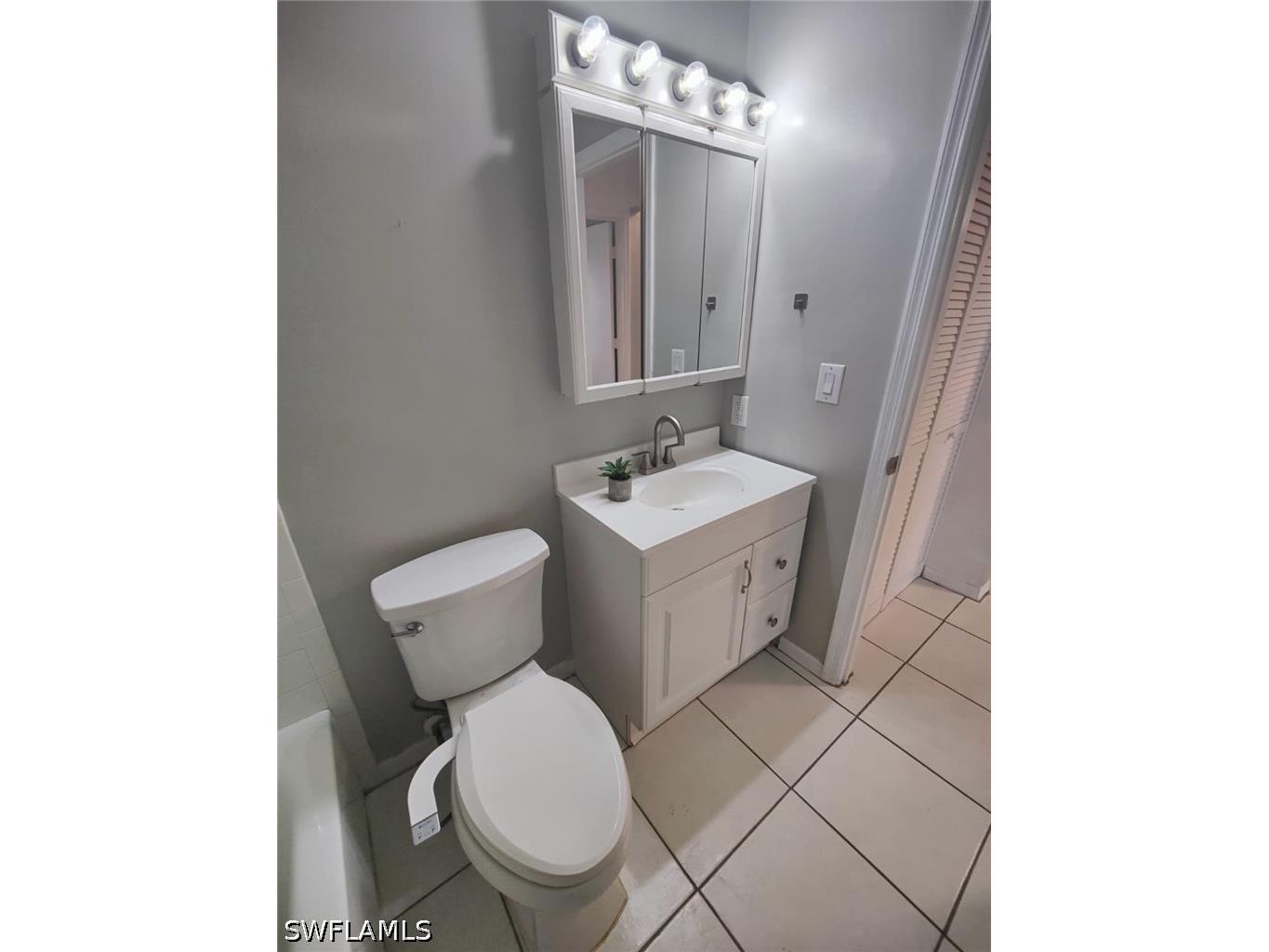 2668 Kings Lake Boulevard #7-203 Naples FL 34112 226016189 image13