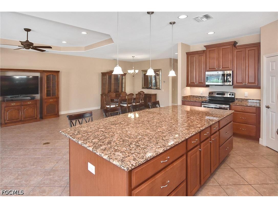 2669 Lambay Court Cape Coral FL 33991 2026028180 image16