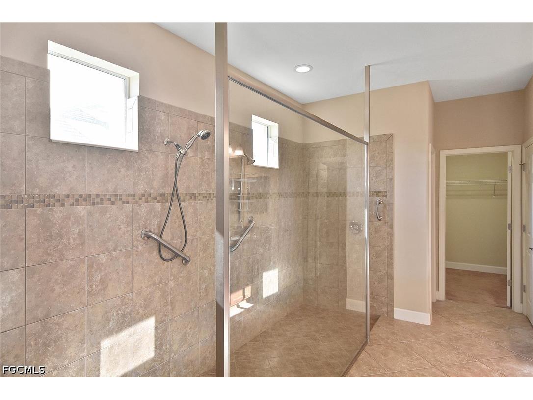 2669 Lambay Court Cape Coral FL 33991 2026028180 image21