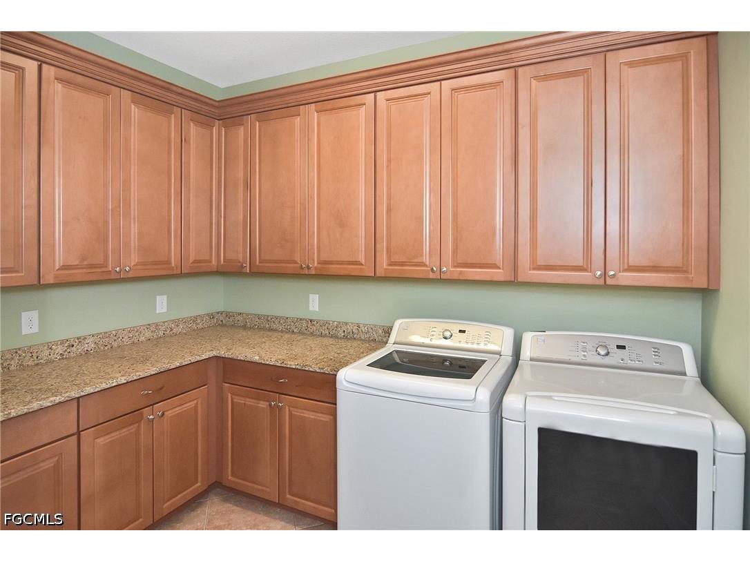 2669 Lambay Court Cape Coral FL 33991 2026028180 image30