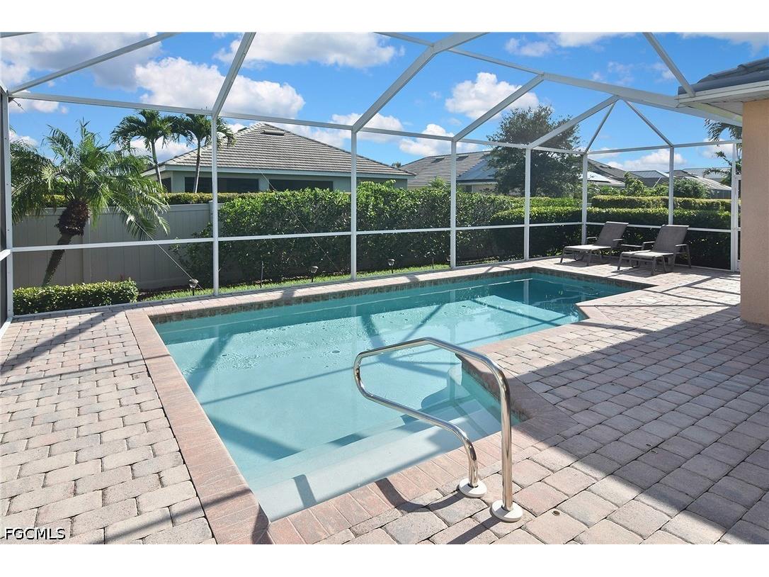 2669 Lambay Court Cape Coral FL 33991 2026028180 image37