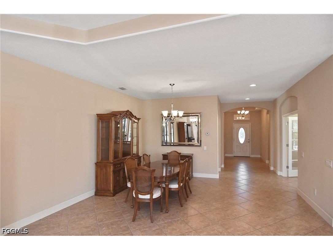 2669 Lambay Court Cape Coral FL 33991 2026028180 image6