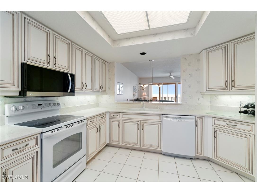 267 Barefoot Beach Boulevard #204 Bonita Springs FL 34134 225069696 image11