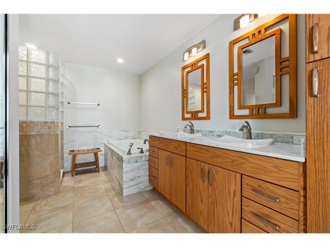 267 Barefoot Beach Boulevard #303 Bonita Springs FL 34134 225072282 image19