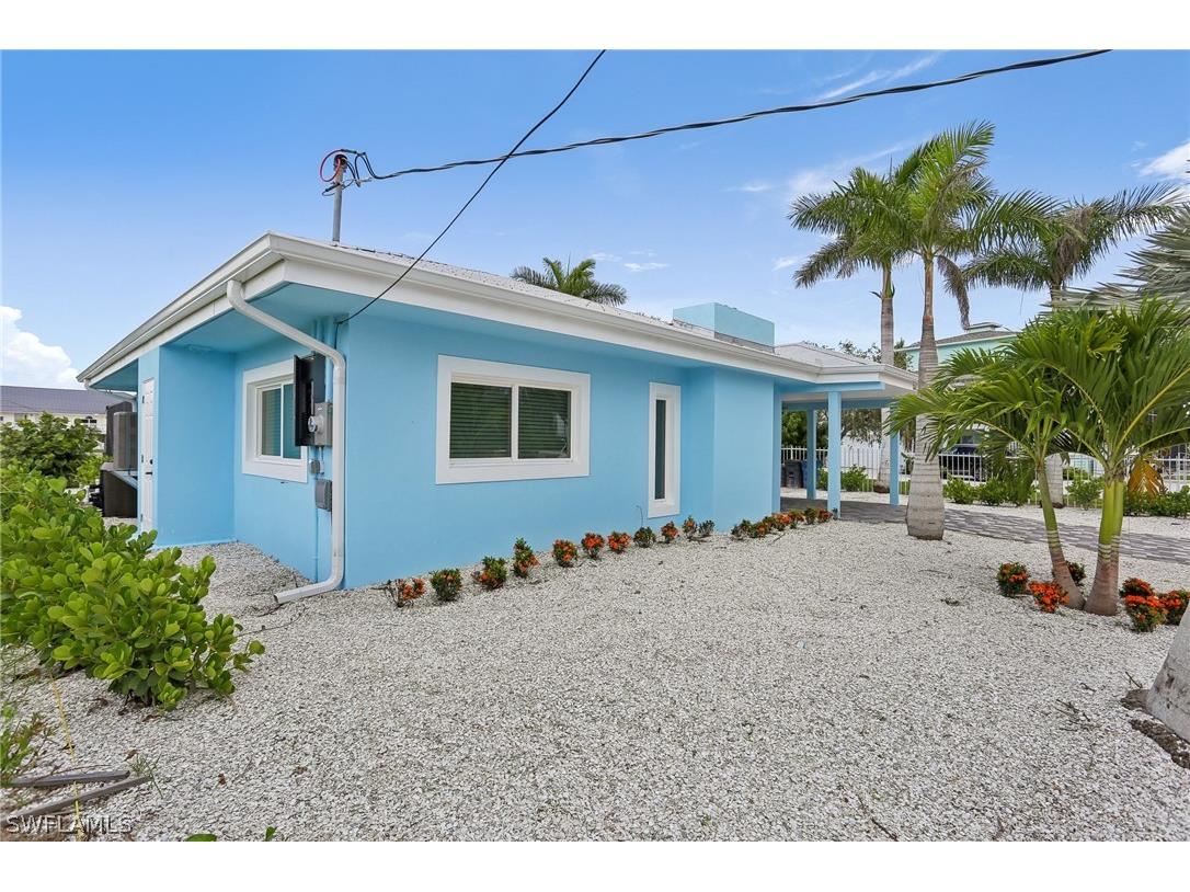 267 Flamingo Street Fort Myers Beach FL 33931 224062038 image2
