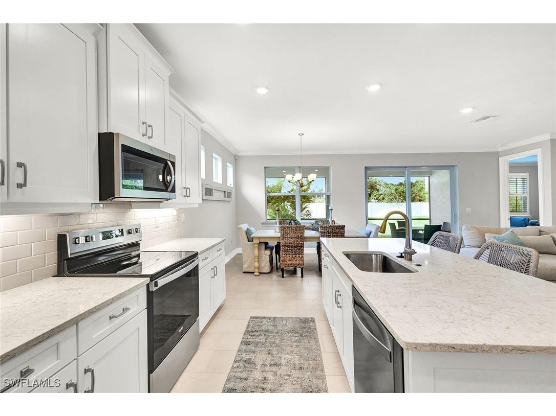 267 Tamarindo Lane Naples FL 34114 225065140 image4