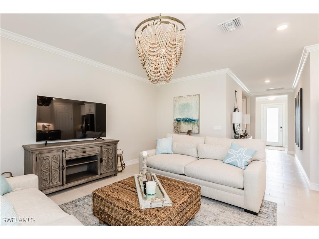 267 Tamarindo Lane Naples FL 34114 225079800 image4