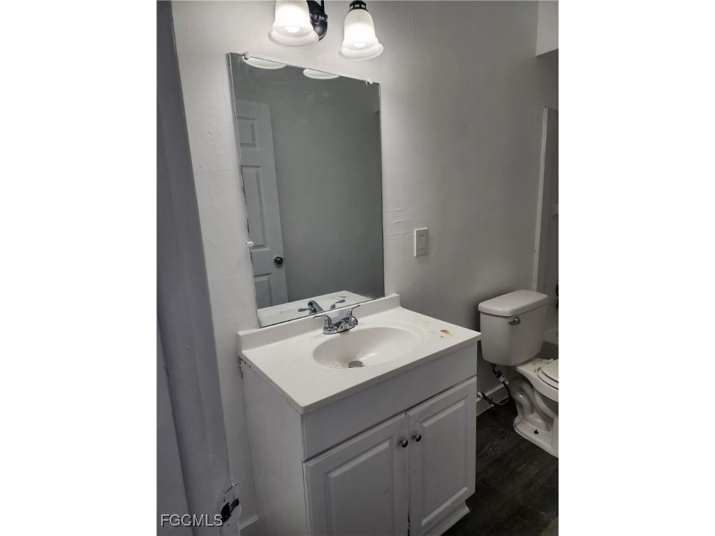 2670 Broadway #6 Fort Myers FL 33901 2025025864 image12