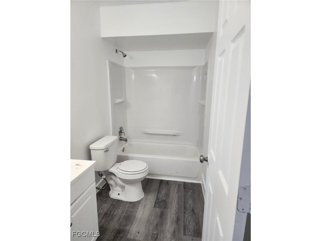 2670 Broadway #6 Fort Myers FL 33901 2025025864 image8