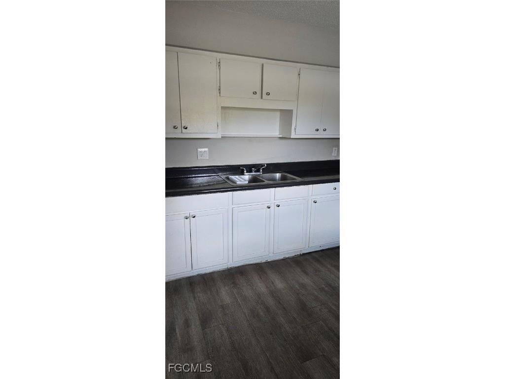 2670 Broadway #8 Fort Myers FL 33901 2026004710 image2