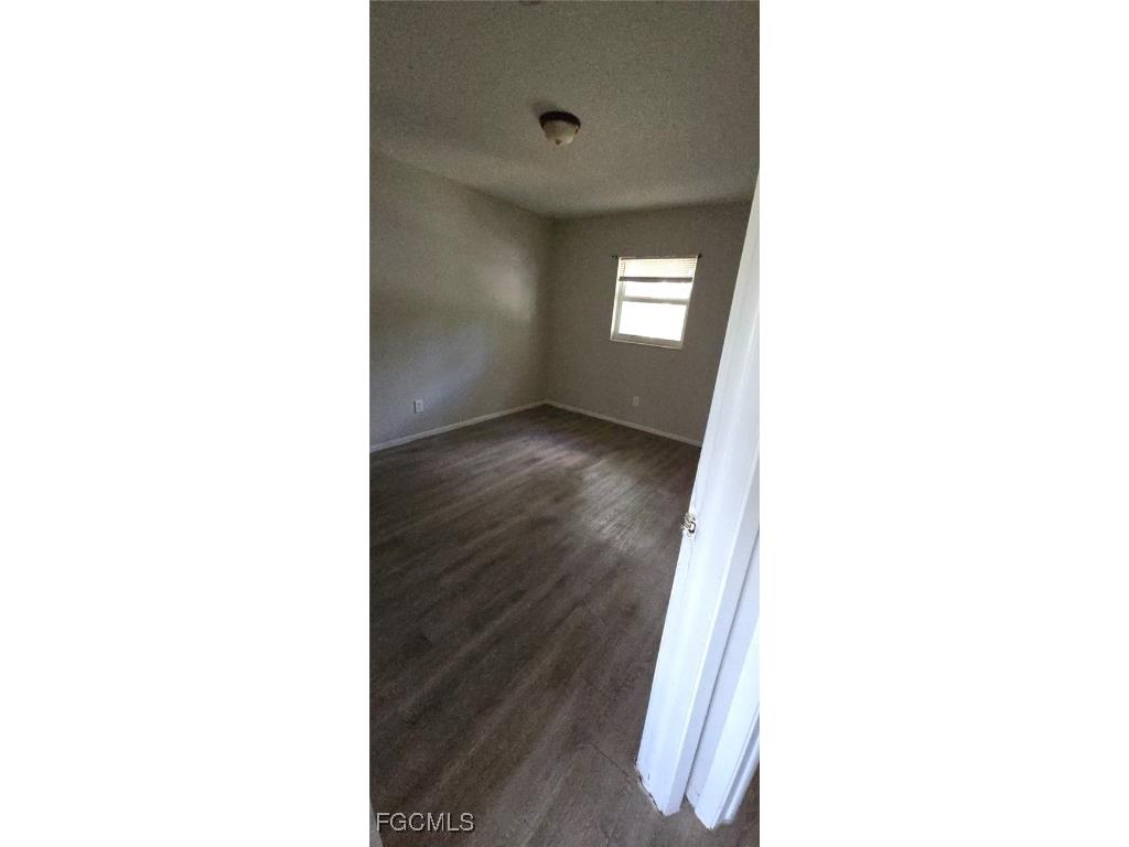 2670 Broadway #8 Fort Myers FL 33901 2026004710 image4