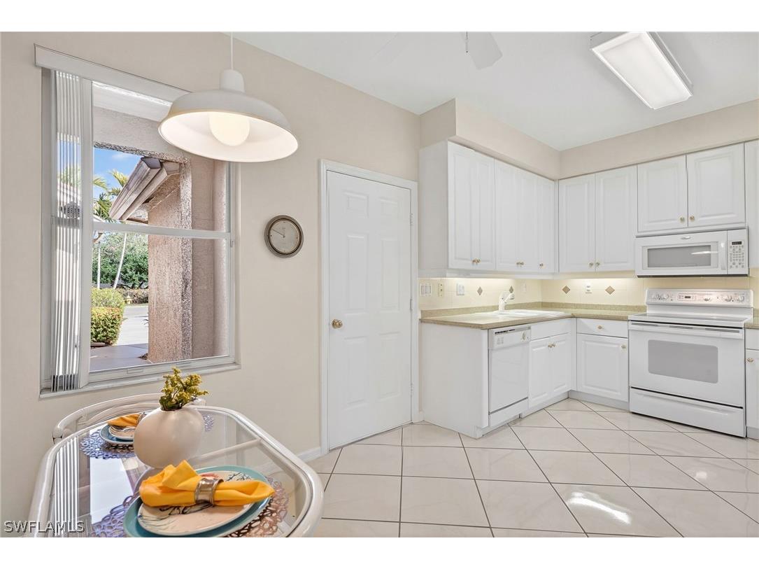 2670 Creek Lane #102 Naples FL 34119 226006238 image24