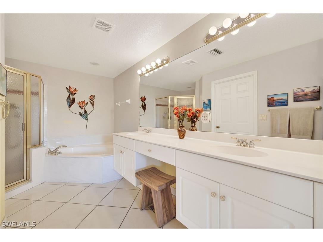 2670 Creek Lane #102 Naples FL 34119 226006238 image38