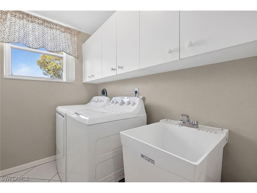 2670 Creek Lane #102 Naples FL 34119 226006238 image45