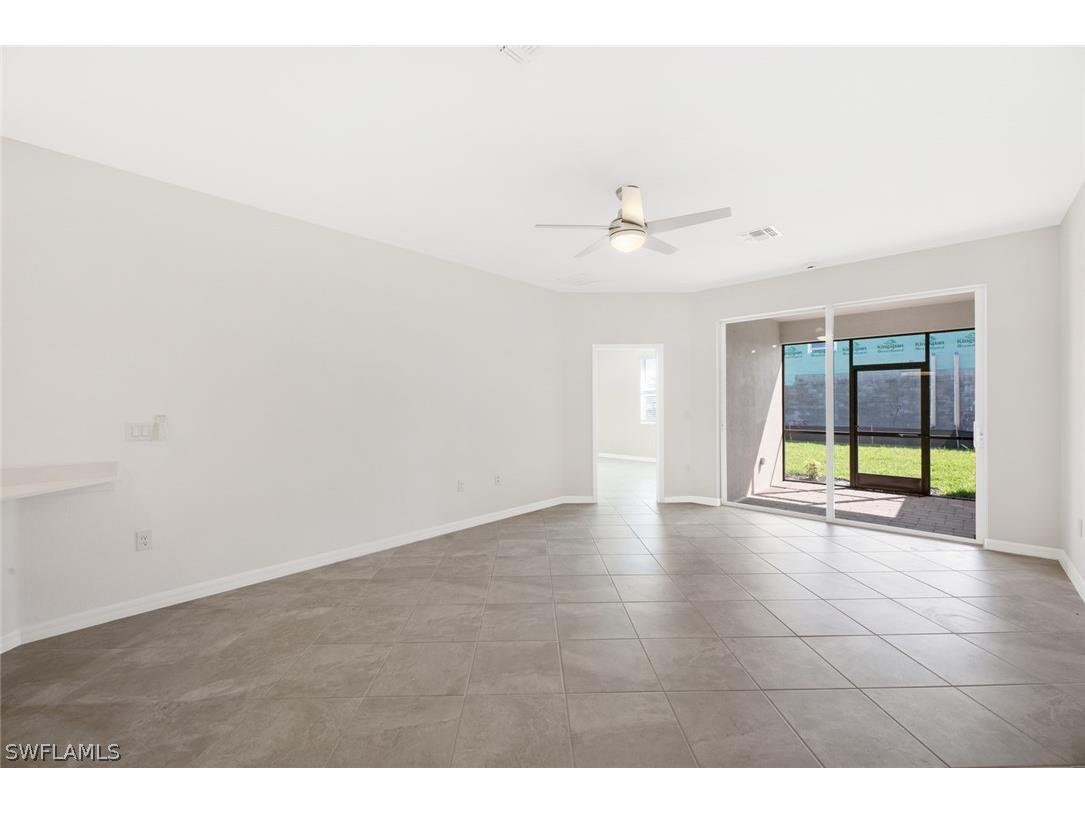 2672 Vine Avenue Naples FL 34120 226011107 image10