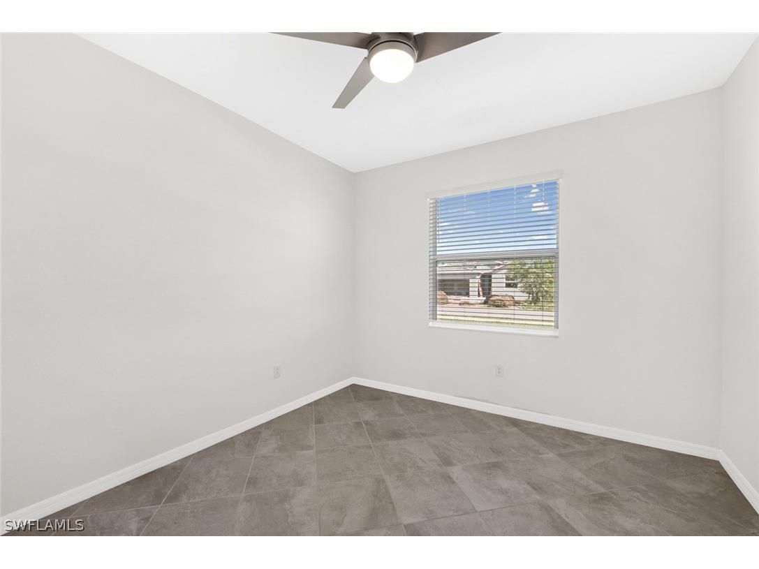 2672 Vine Avenue Naples FL 34120 226011107 image16