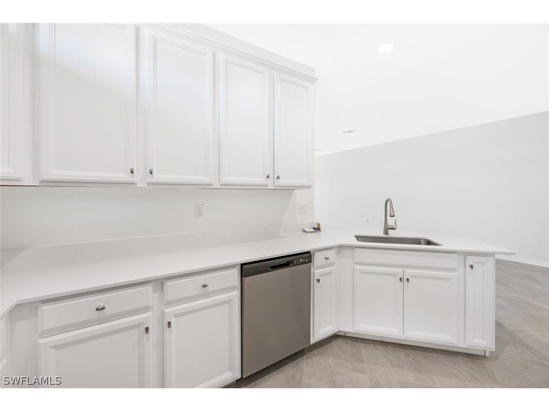 2672 Vine Avenue Naples FL 34120 226011107 image6