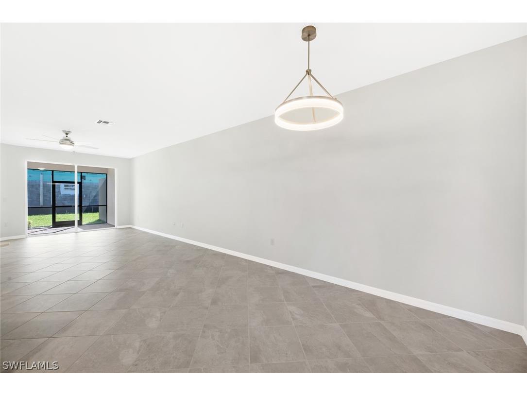 2672 Vine Avenue Naples FL 34120 226011107 image8