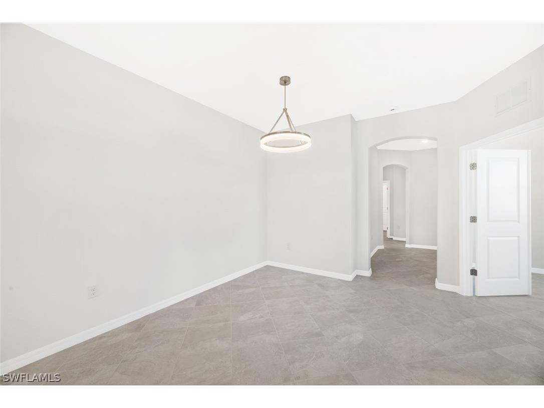 2672 Vine Avenue Naples FL 34120 226011107 image9