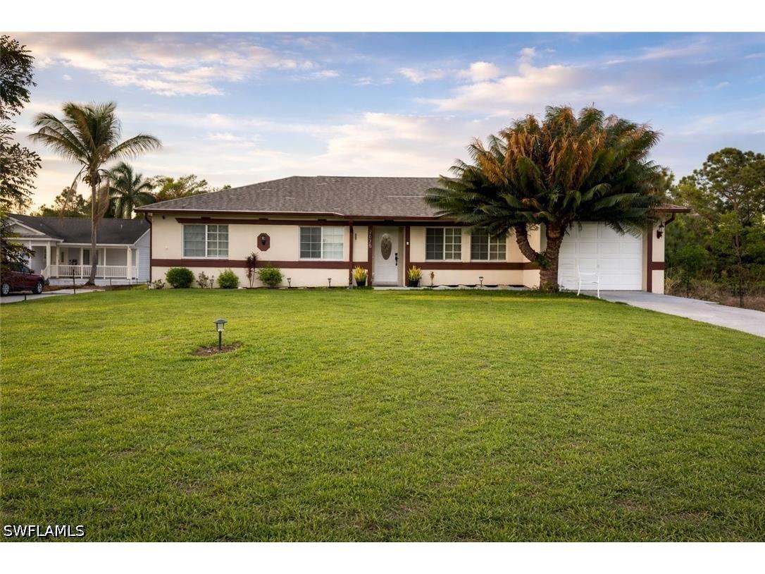 2675 45th Avenue NE Naples FL 34120 226016489 image1