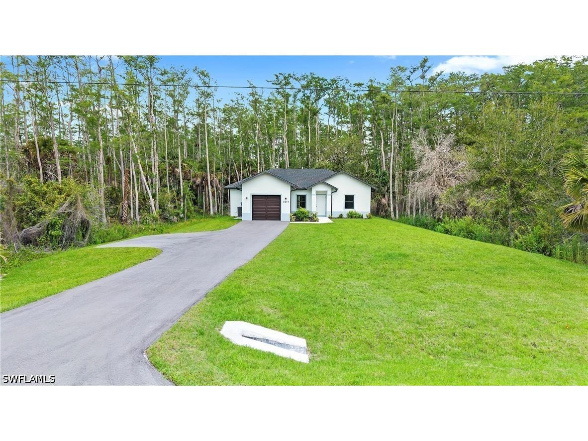 2677 62nd Avenue NE Naples FL 34120 226017749 image1