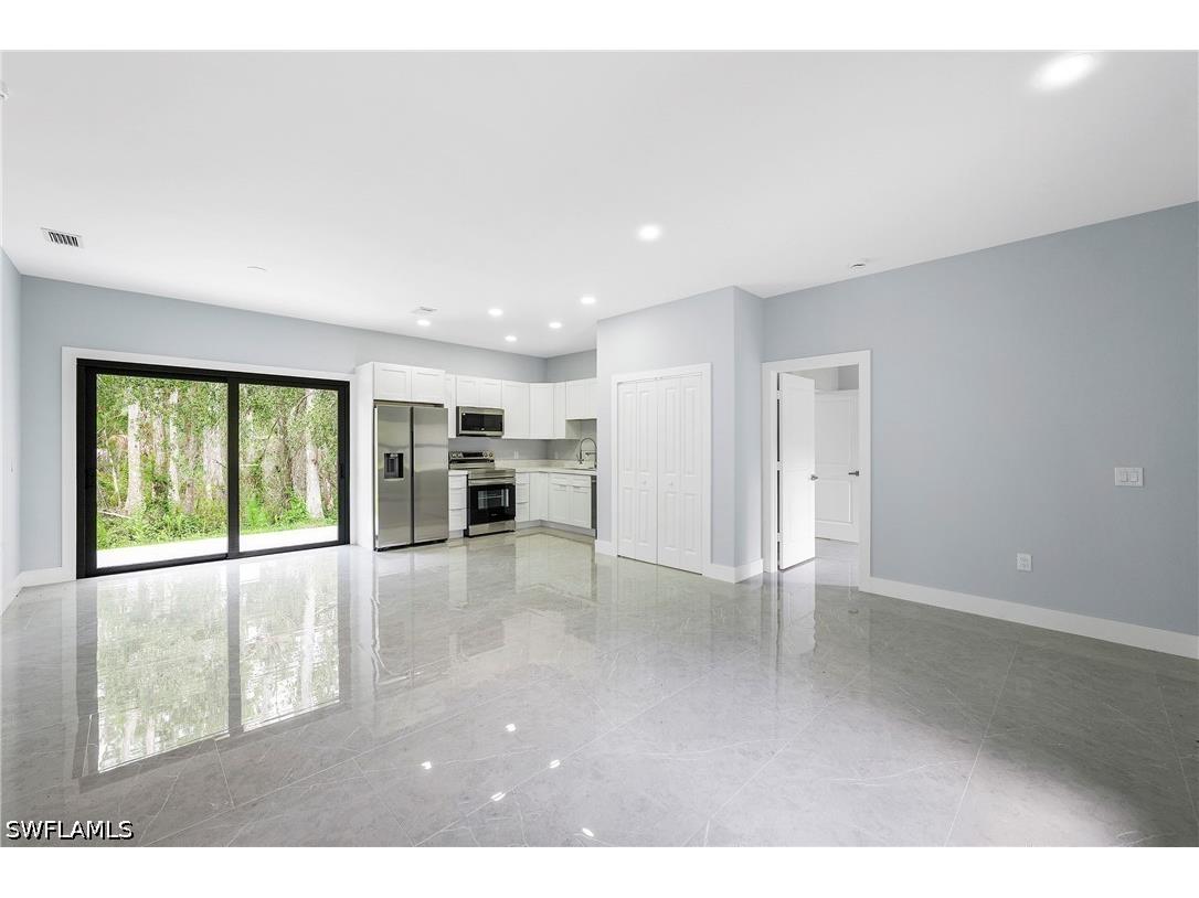 2677 62nd Avenue NE Naples FL 34120 226017749 image9