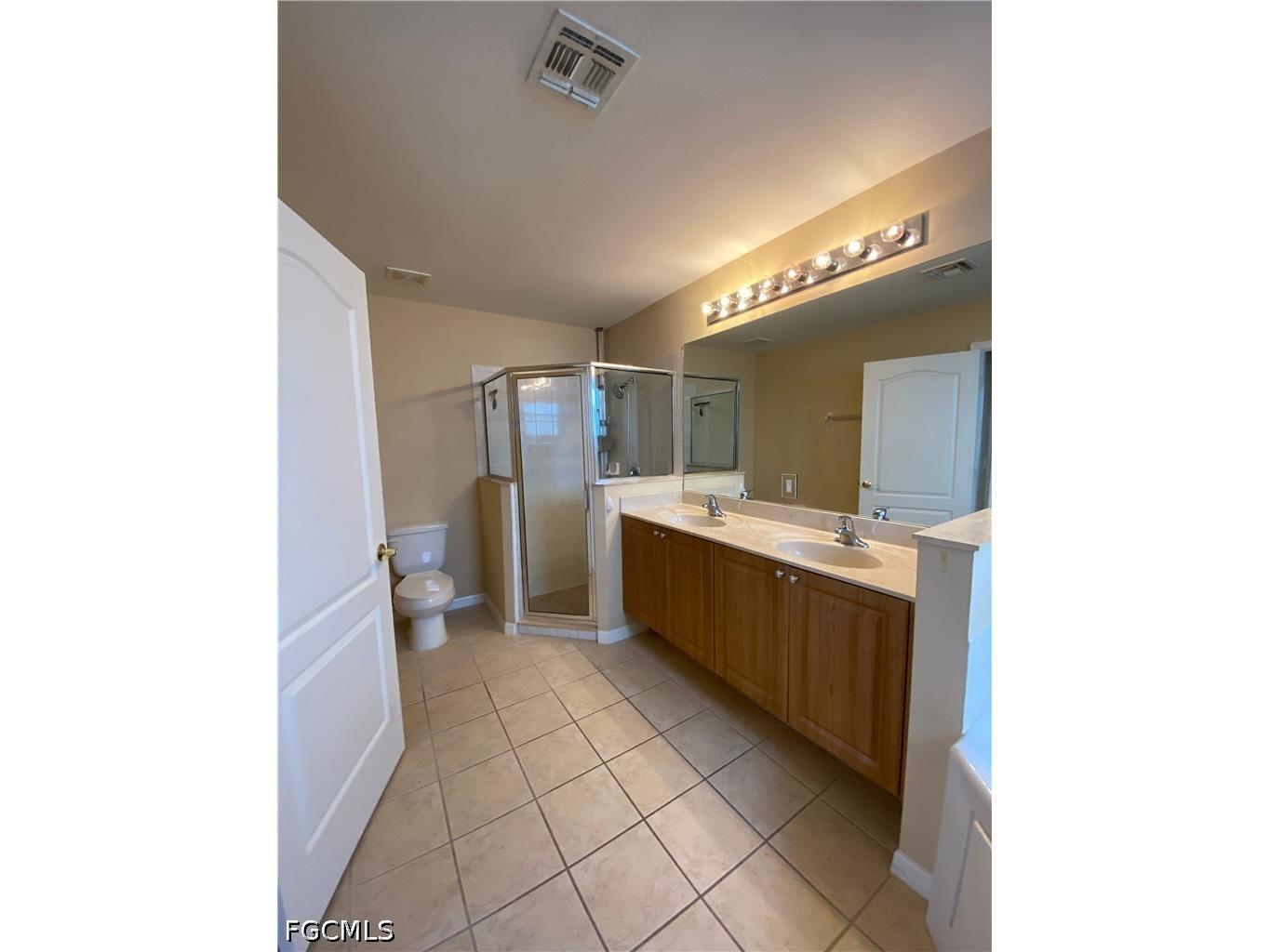 2677 Blue Cypress Lake Court Cape Coral FL 33909 2026019711 image25