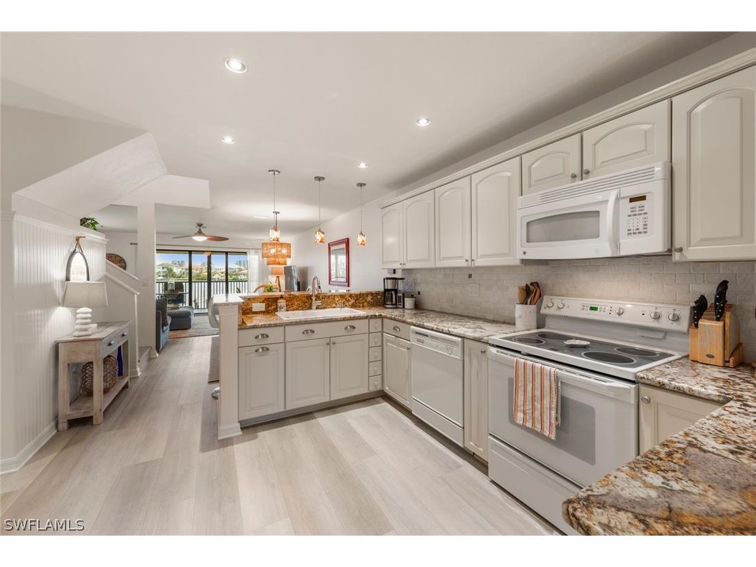 26773 Hickory Boulevard #8 Bonita Springs FL 34134 226006607 image5