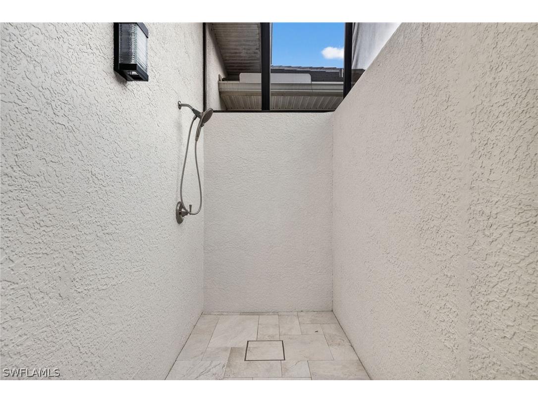268 Cheshire Way Naples FL 34110 226007342 image30