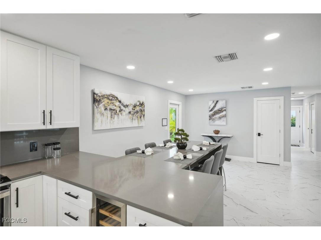 268 Ibis Street Fort Myers Beach FL 33931 2025010061 image10