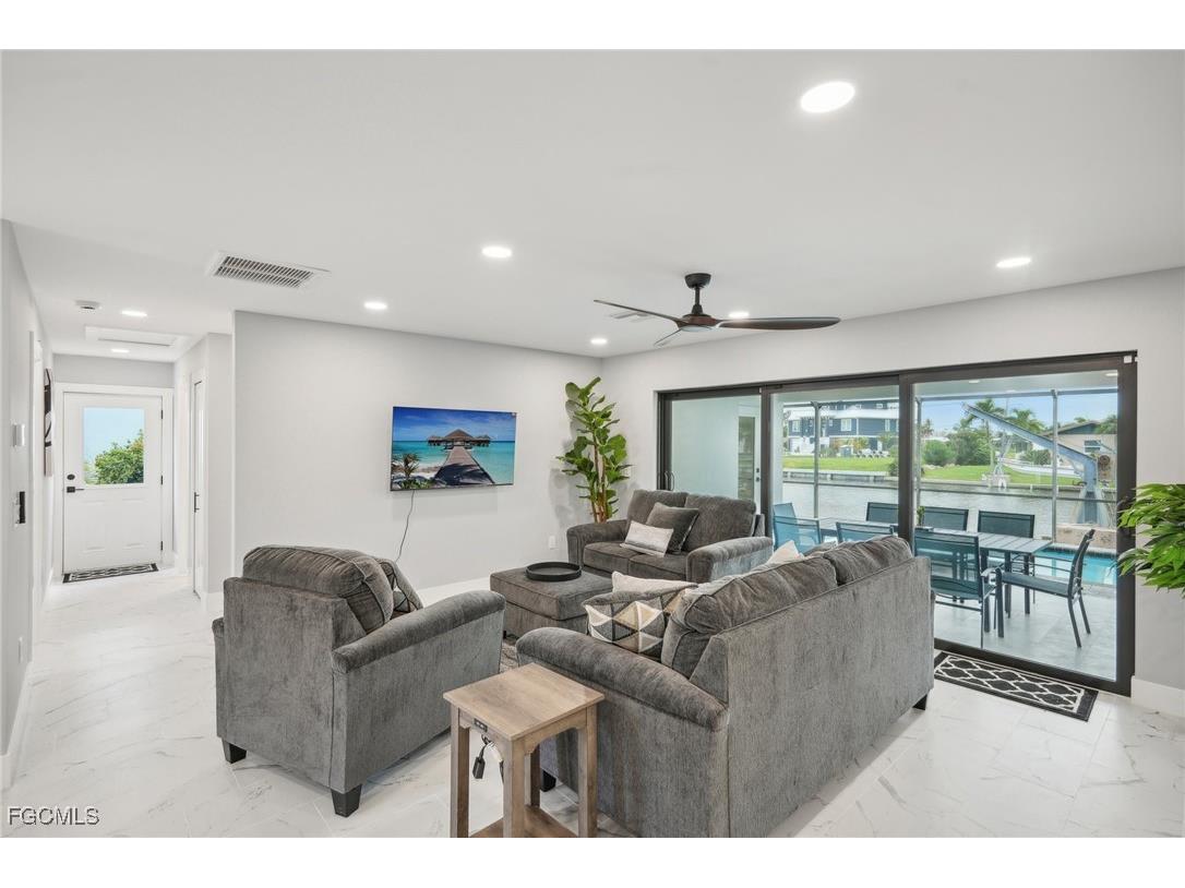 268 Ibis Street Fort Myers Beach FL 33931 2025010061 image5