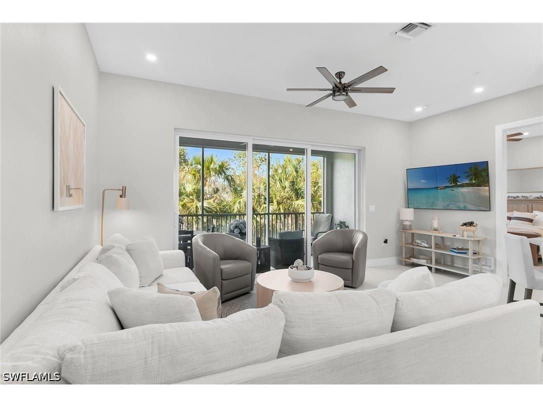 268 Indies Drive E #202 Naples FL 34114 226016603 image11