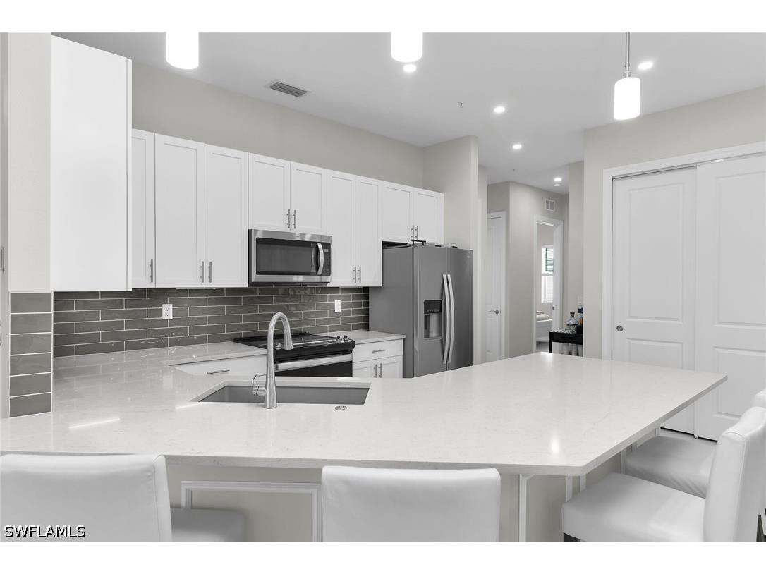 268 Indies Drive E #202 Naples FL 34114 226016603 image2