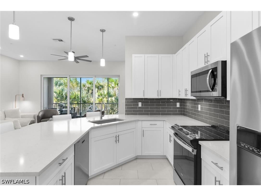 268 Indies Drive E #202 Naples FL 34114 226016603 image3