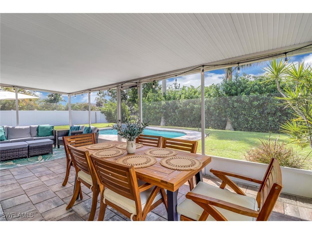 2680 Longboat Drive Naples FL 34104 225070855 image10