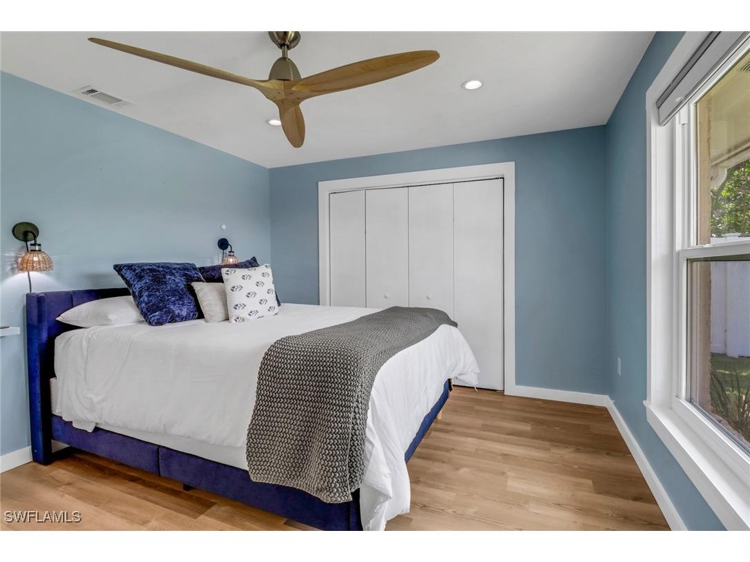 2680 Longboat Drive Naples FL 34104 225070855 image25