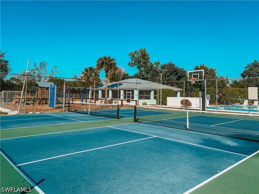 2680 Longboat Drive Naples FL 34104 225070855 image40